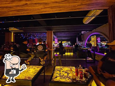 HYDE Bar Lounge Kitchen, Dumaguete .